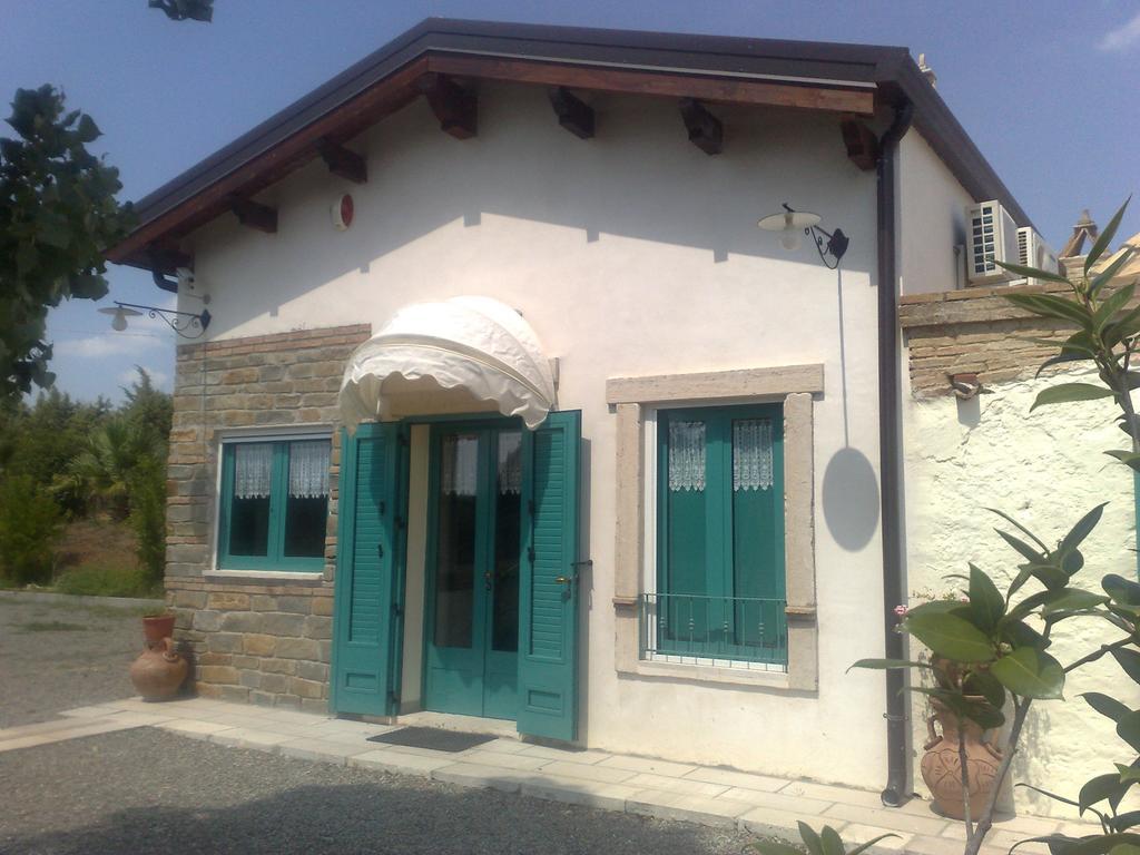 Agriturismo Terranova Pisticci Exteriör bild